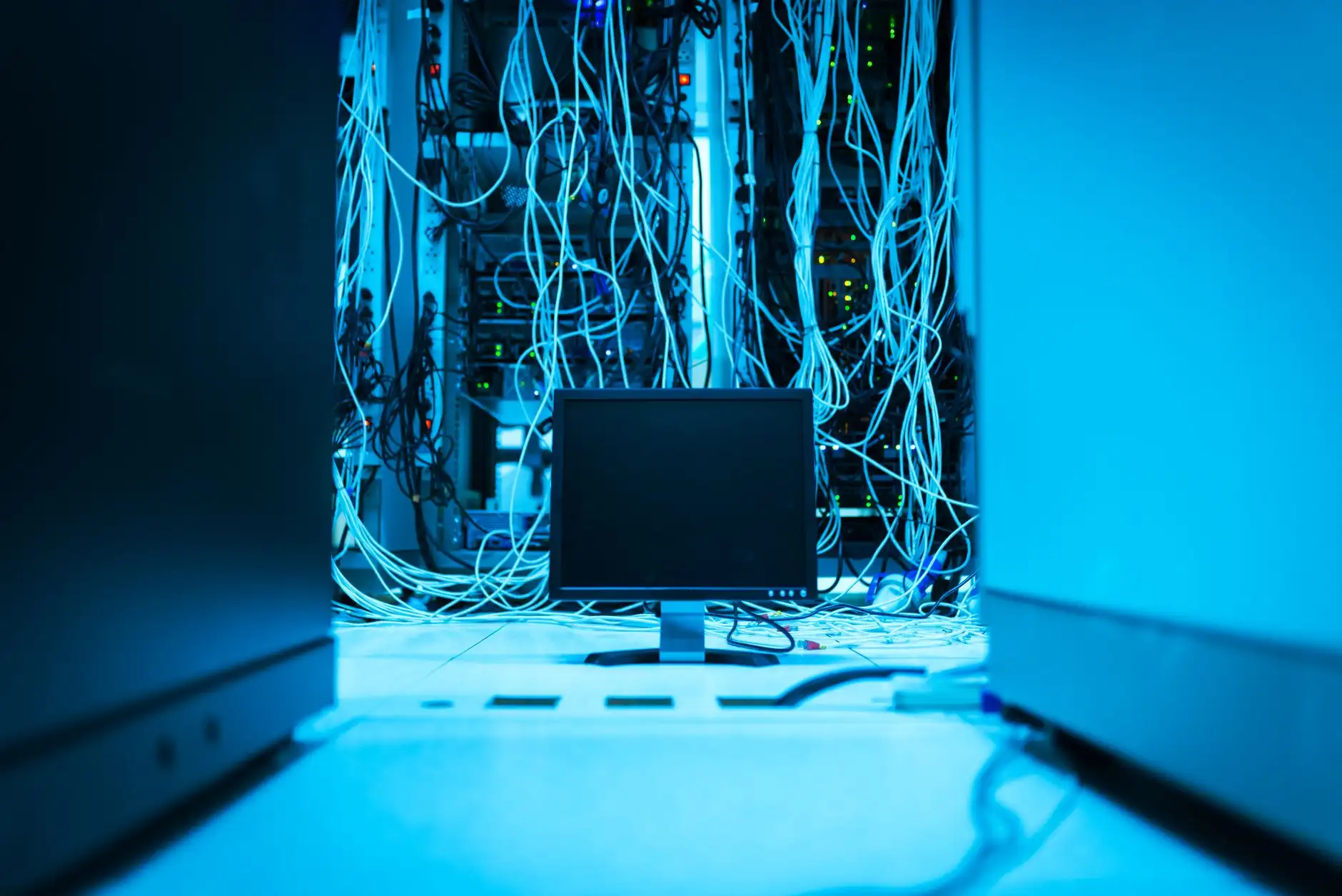 项目管理软件光盘与云端SaaS方案对比:离线部署优势分析正文配图 1